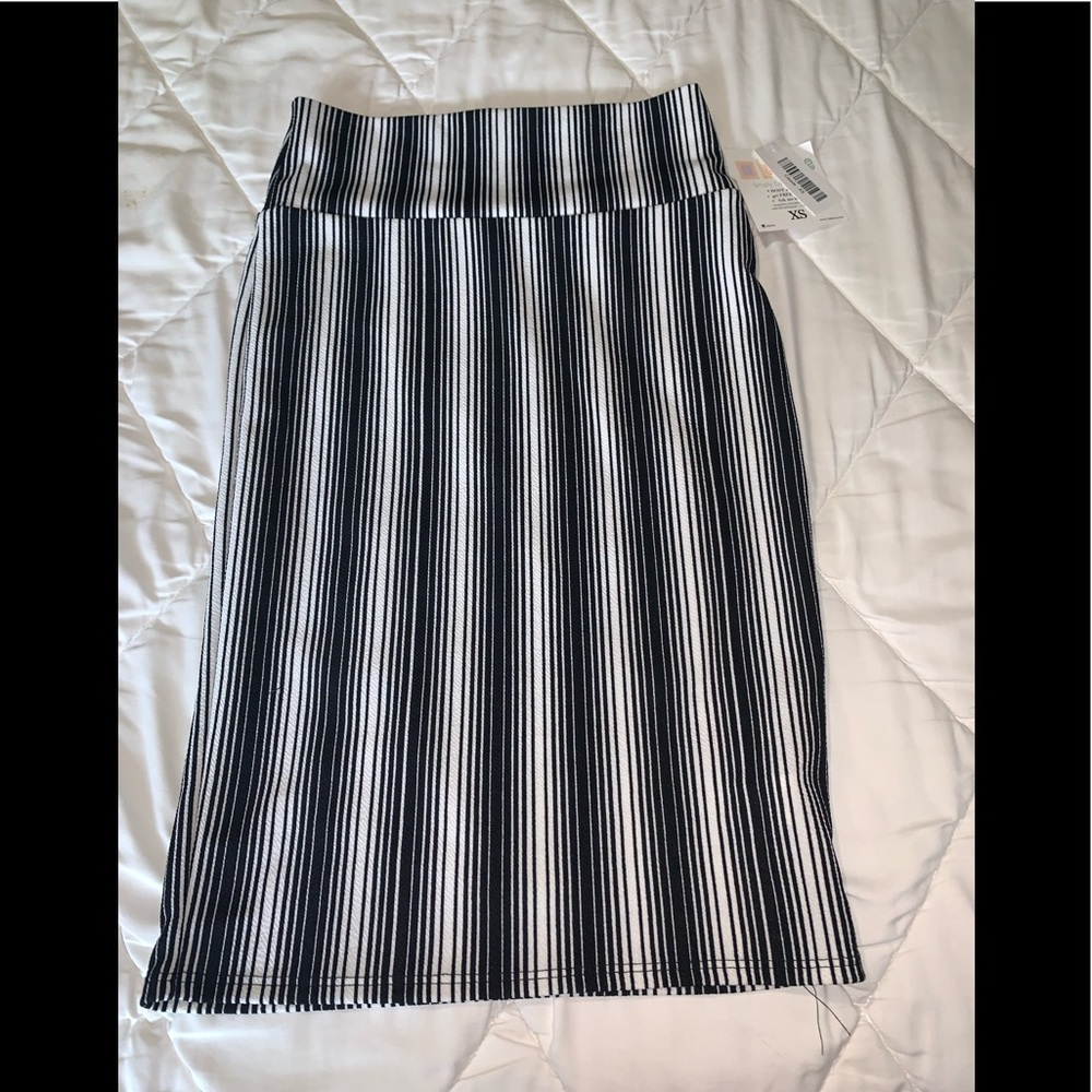 Lularoe Cassie skirt